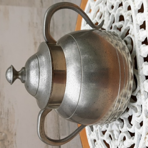 EUC SELANGOR PEWTER MID-CENTURY CREAMER AND SUGAR BOWL - Picture 5 of 10